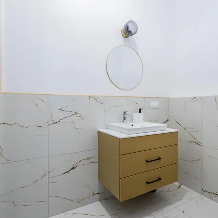 Nowoczesne I Stylowe Studia Very Berry W Poznaniu By Renters