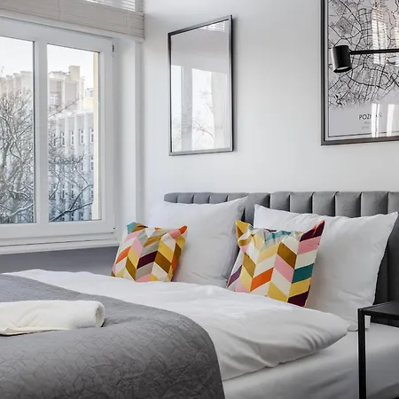 Апартаменты Nowoczesne I Stylowe Studia Very Berry W Poznaniu By Renters *