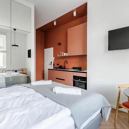 Апартаменты Nowoczesne I Stylowe Studia Very Berry W Poznaniu By Renters Познань