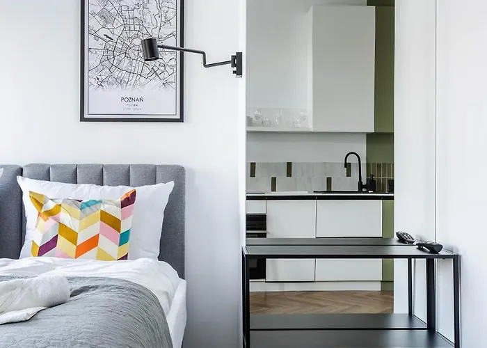 Nowoczesne I Stylowe Studia Very Berry W Poznaniu By Renters Appartement Poznań