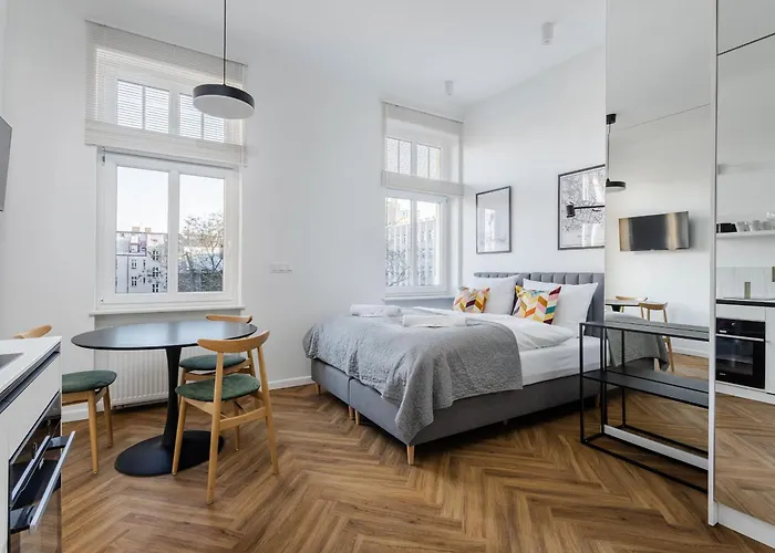 Nowoczesne I Stylowe Studia Very Berry W Poznaniu By Renters Appartement *