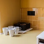 Nowoczesne I Stylowe Studia Very Berry W Poznaniu By Renters Poznan