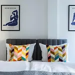 Nowoczesne I Stylowe Studia Very Berry W Poznaniu By Renters