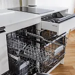 Nowoczesne I Stylowe Studia Very Berry W Poznaniu By Renters Apartment