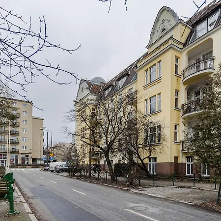 Appartement Nowoczesne I Stylowe Studia Very Berry W Poznaniu By Renters